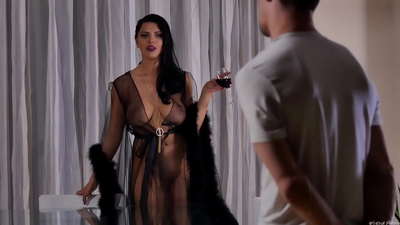 Slut Kira Queen invited her neighbor for tea and fucked him on the dinner table